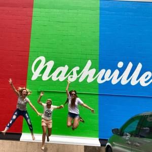 Meet your Posher, Rachel